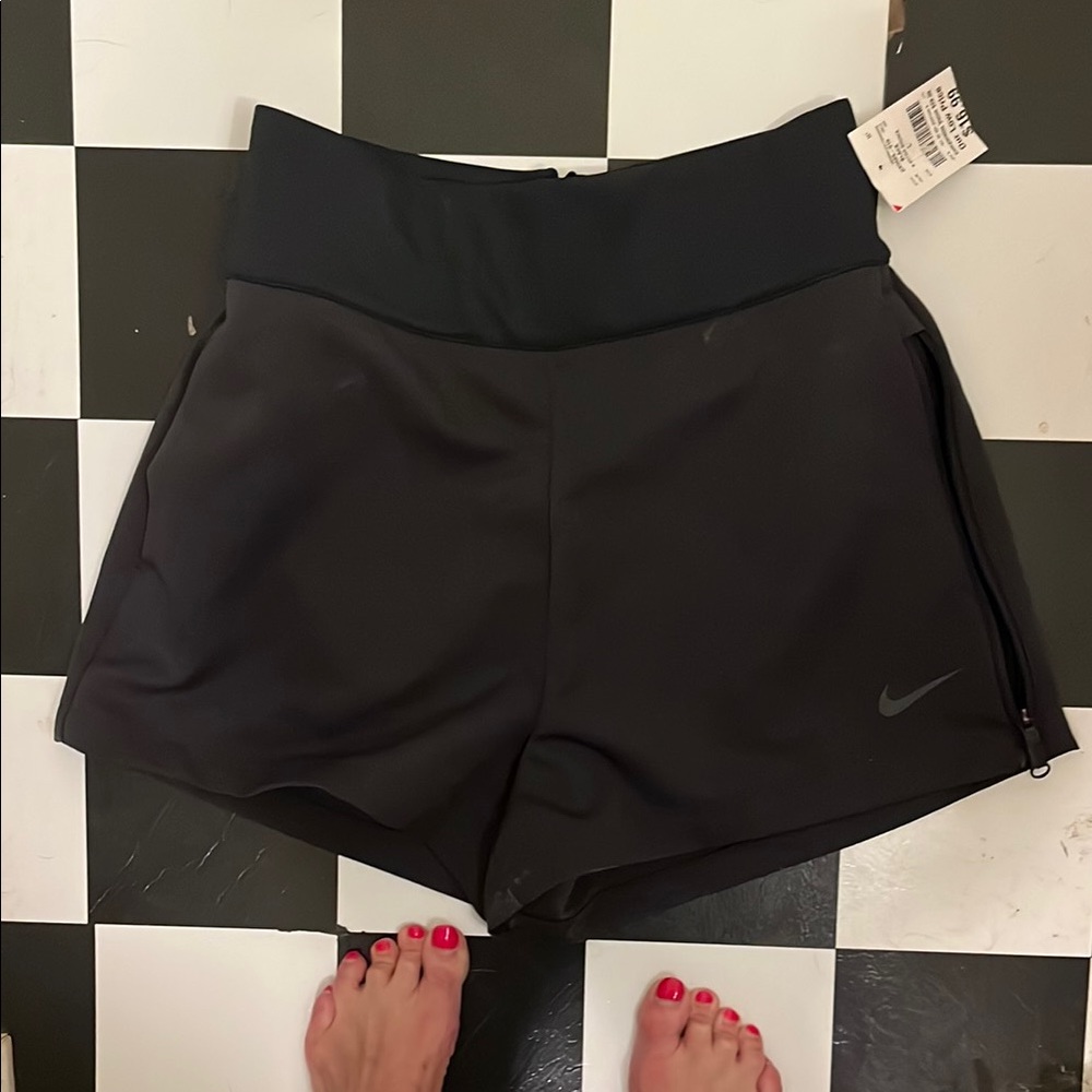 NWT Nike Women's Black Athletic Shorts